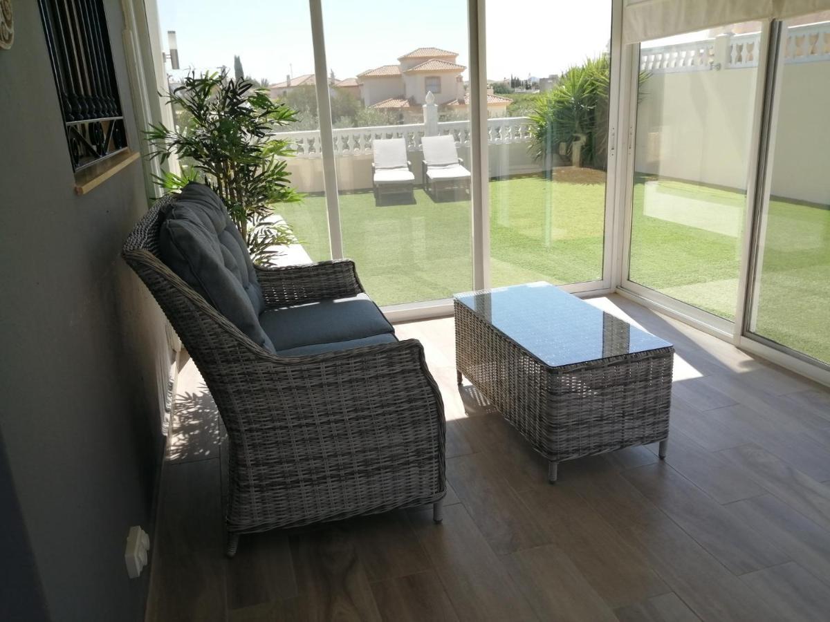 Villa Los Castos Immaculate 2-Bed Villa Arboleas Exteriör bild