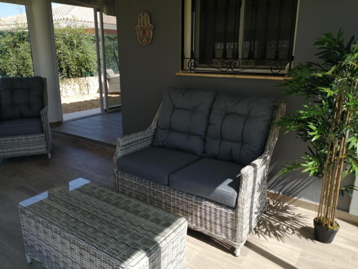 Villa Los Castos Immaculate 2-Bed Villa Arboleas Exteriör bild