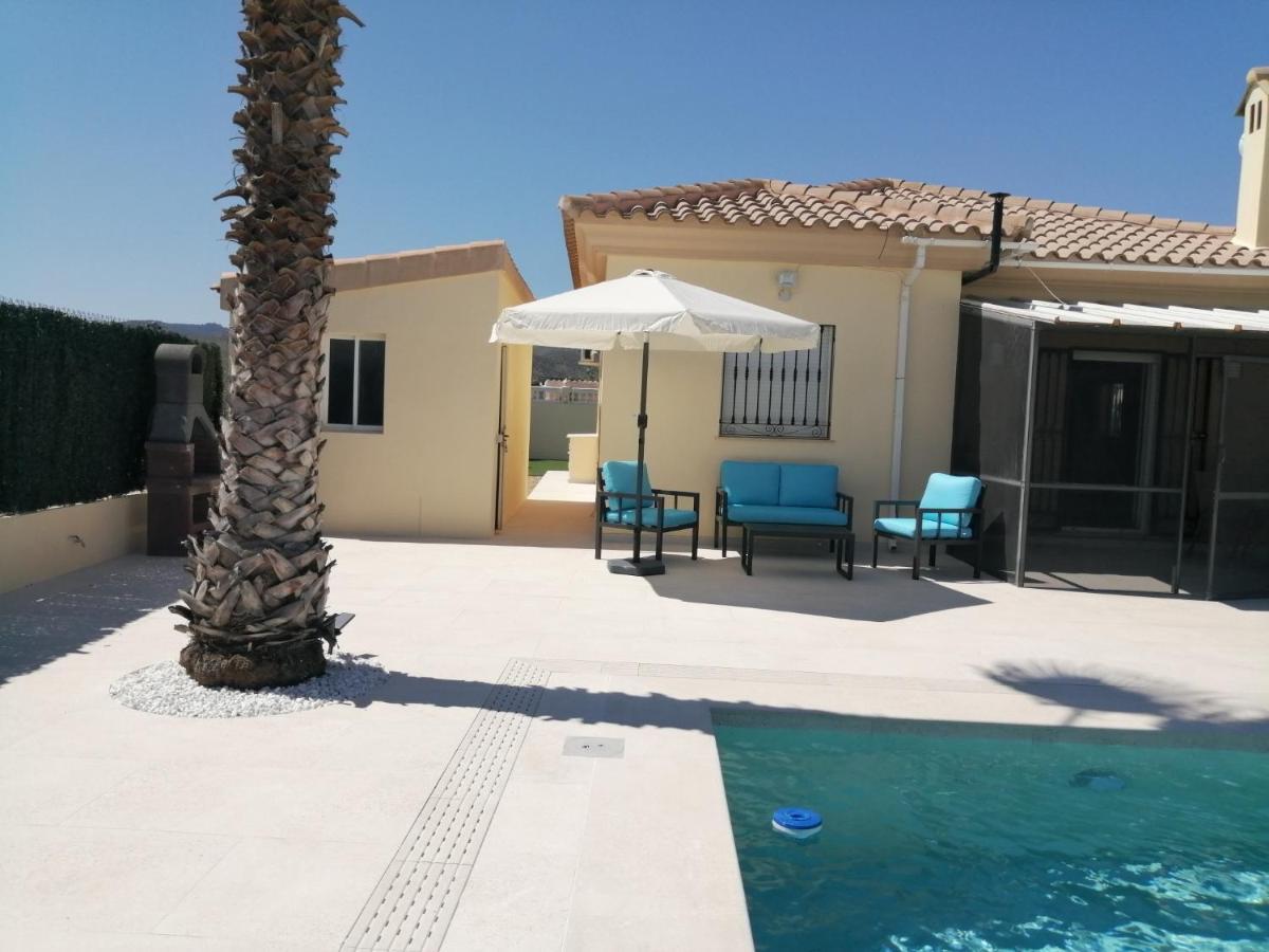 Villa Los Castos Immaculate 2-Bed Villa Arboleas Exteriör bild