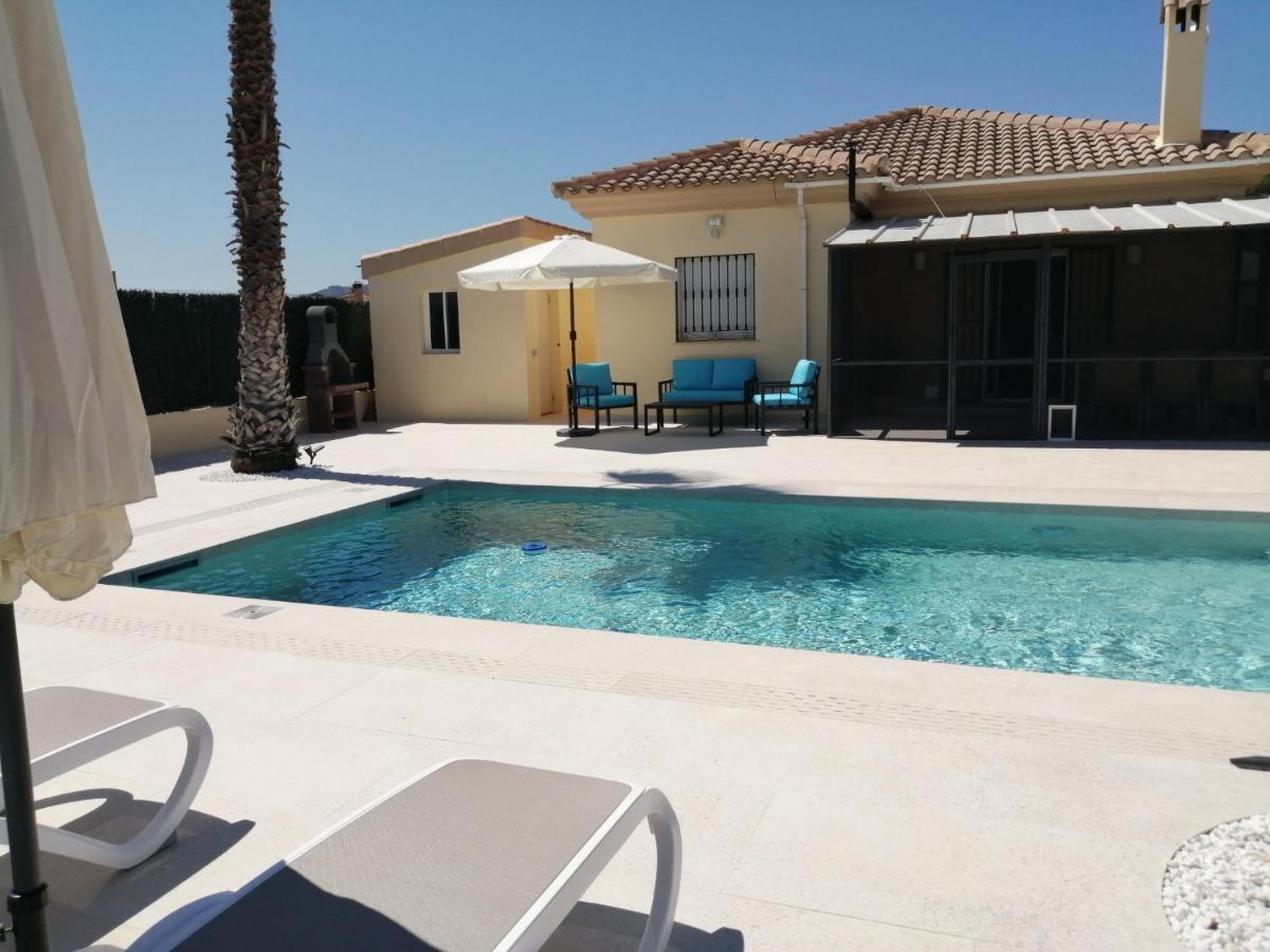 Villa Los Castos Immaculate 2-Bed Villa Arboleas Exteriör bild